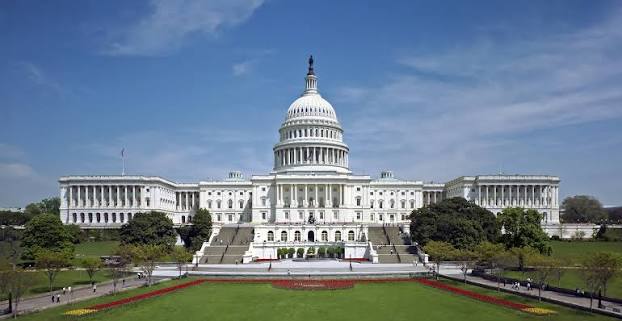 NGÀY 4: NEW YORK - PHILADELPHIA - WASHINGTON / (ăn sáng, trưa, tối)